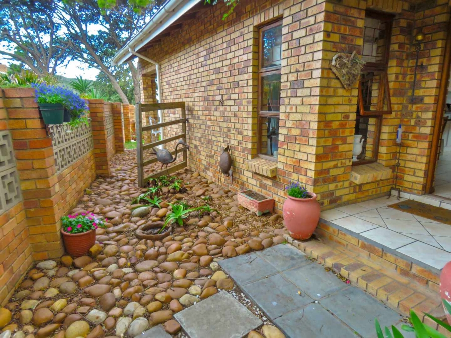 5 Bedroom Property for Sale in Amsterdamhoek Eastern Cape